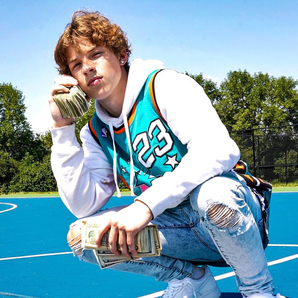 Meet your Posher, Shaydon